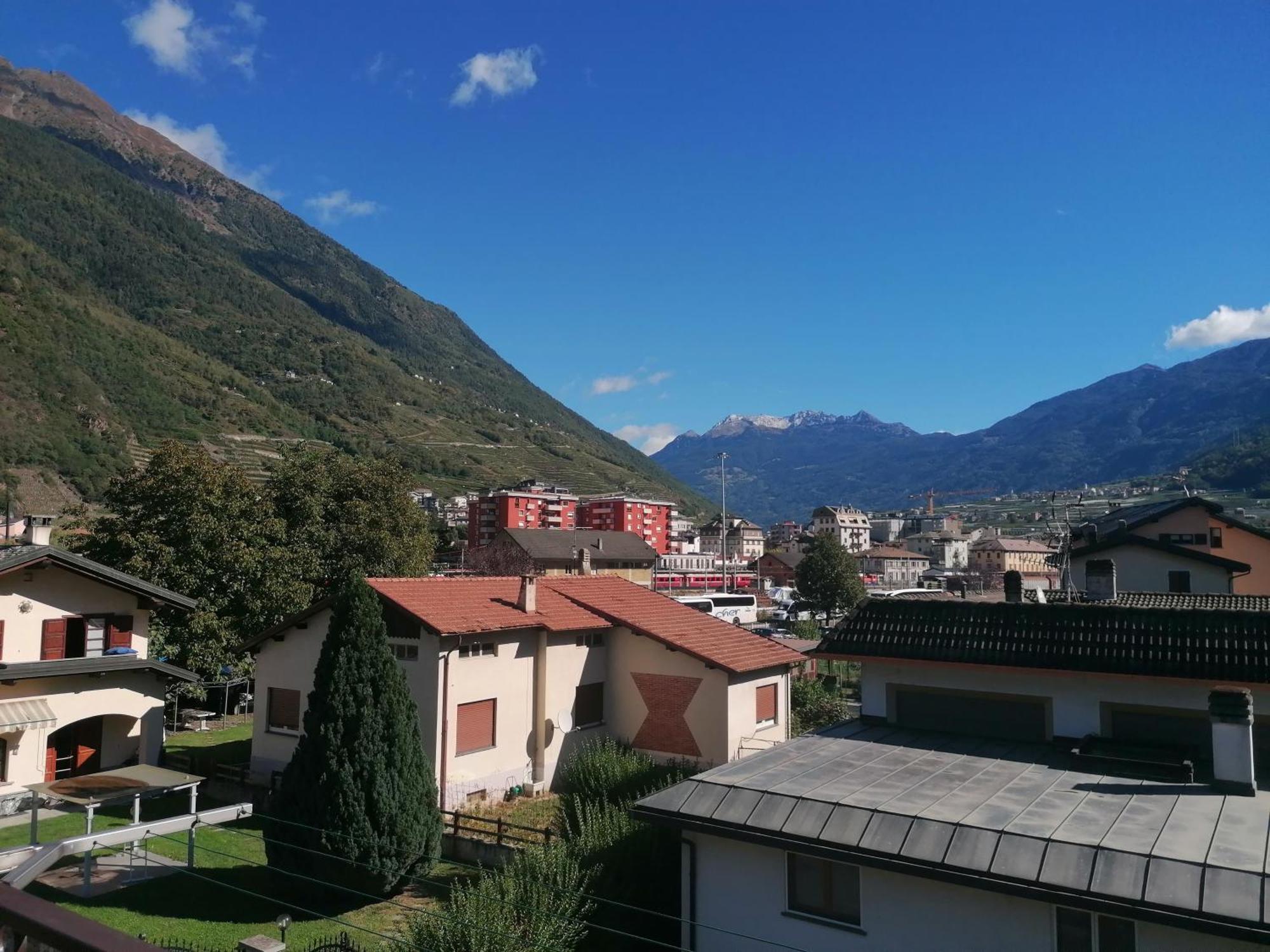 Bernina Views-Tirano Διαμέρισμα Εξωτερικό φωτογραφία